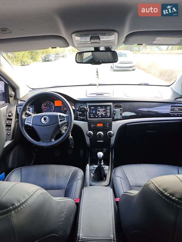 Позашляховик / Кросовер SsangYong Korando 2012 в Дніпрі фото 4 Позашляховик / Кросовер SsangYong Korando 2012 в Дніпрі