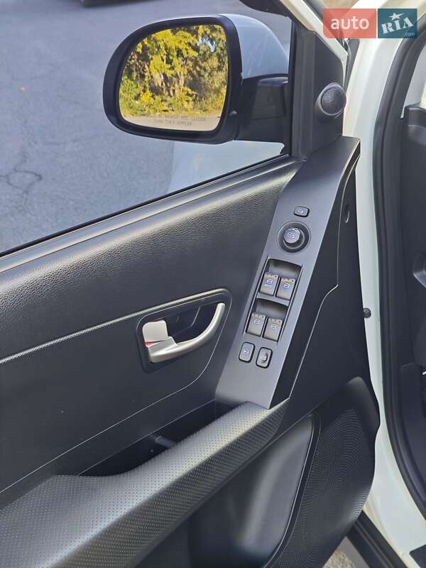 Позашляховик / Кросовер SsangYong Korando 2012 в Дніпрі фото 12 Позашляховик / Кросовер SsangYong Korando 2012 в Дніпрі