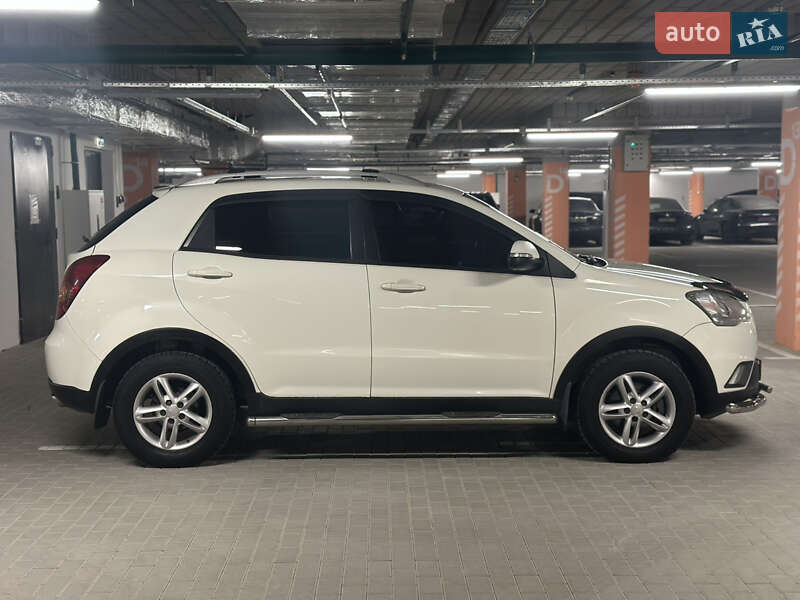 Позашляховик / Кросовер SsangYong Korando 2011 в Києві фото 7 Позашляховик / Кросовер SsangYong Korando 2011 в Києві