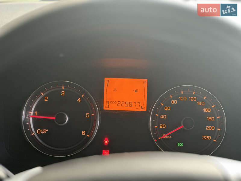 Позашляховик / Кросовер SsangYong Korando 2011 в Києві фото 11 Позашляховик / Кросовер SsangYong Korando 2011 в Києві
