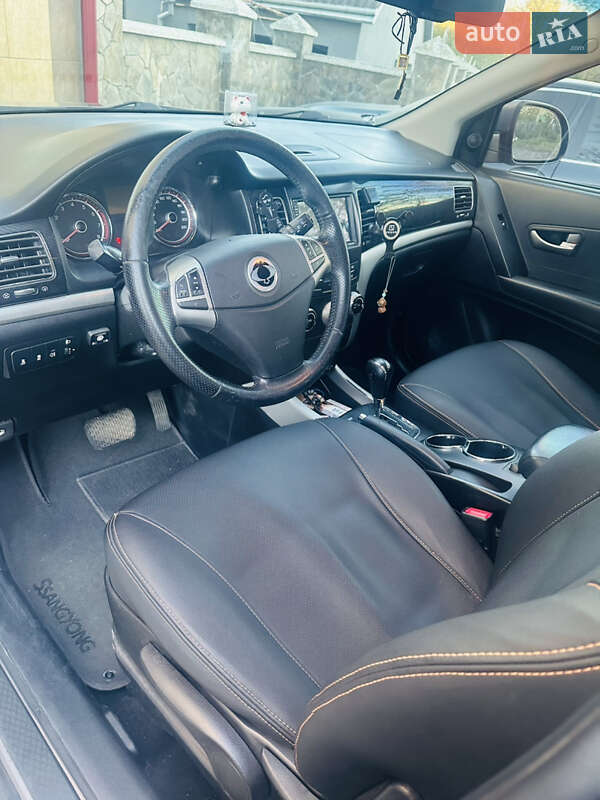 Позашляховик / Кросовер SsangYong Korando 2013 в Чернівцях фото 4 Позашляховик / Кросовер SsangYong Korando 2013 в Чернівцях