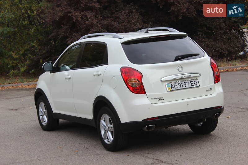 Позашляховик / Кросовер SsangYong Korando 2011 в Дніпрі