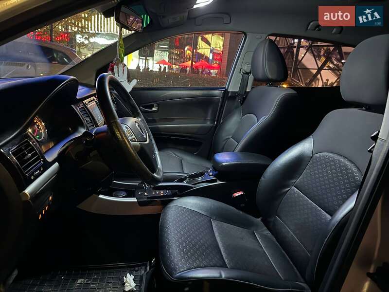 Внедорожник / Кроссовер SsangYong Korando 2013 в Киеве