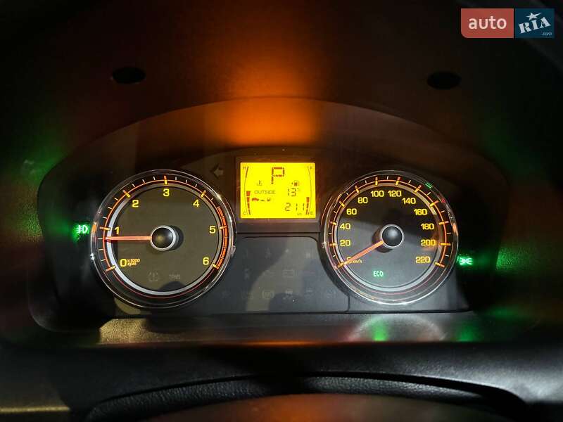 Внедорожник / Кроссовер SsangYong Korando 2013 в Киеве