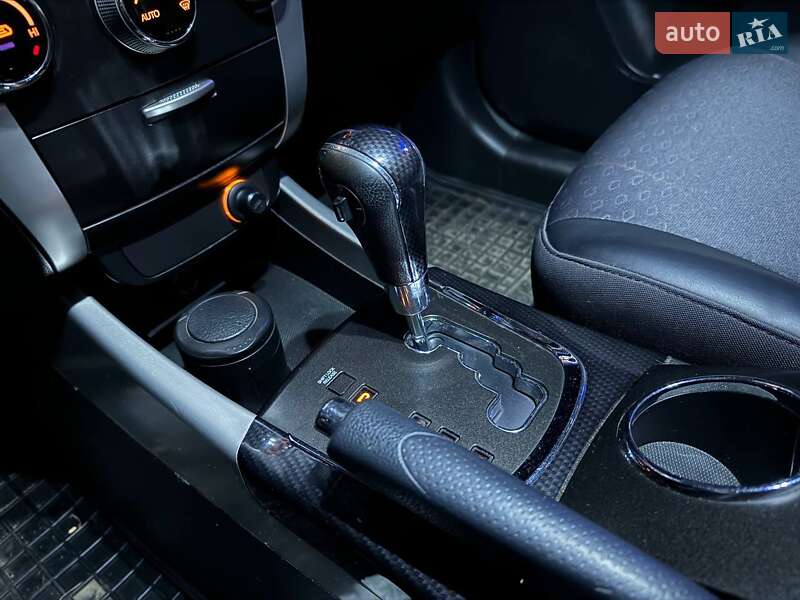 Внедорожник / Кроссовер SsangYong Korando 2013 в Киеве