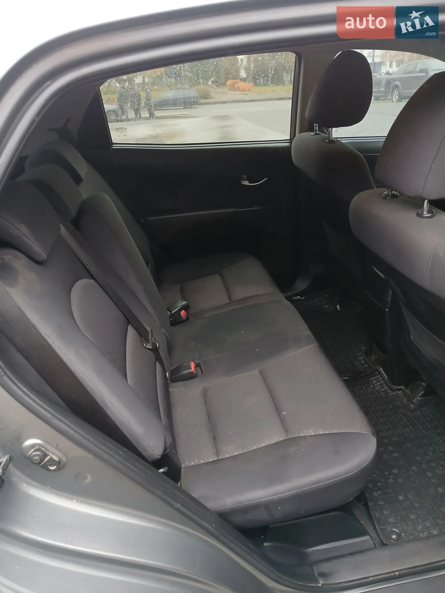 2012 SsangYong Korando - мініатюра 13