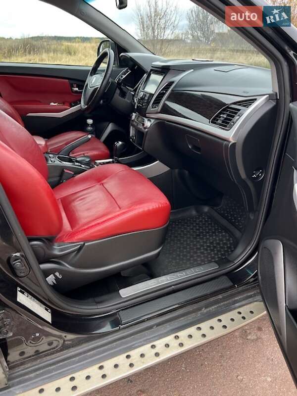 Позашляховик / Кросовер SsangYong Korando 2014 в Чернігові