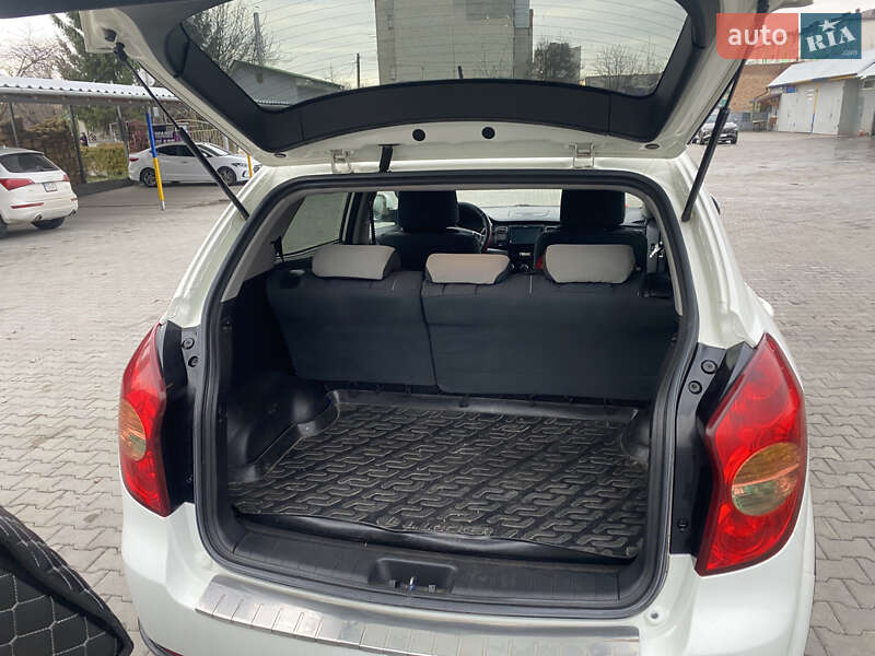 Внедорожник / Кроссовер SsangYong Korando 2011 в Хмельницком фото 5 Внедорожник / Кроссовер SsangYong Korando 2011 в Хмельницком