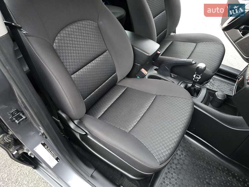 Позашляховик / Кросовер SsangYong Korando 2013 в Харкові фото 34 Позашляховик / Кросовер SsangYong Korando 2013 в Харкові