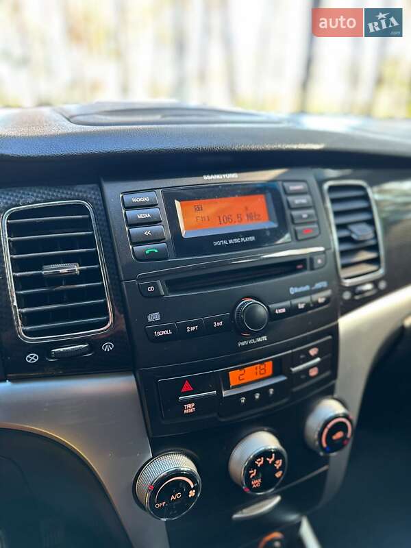 Позашляховик / Кросовер SsangYong Korando 2012 в Білогородці