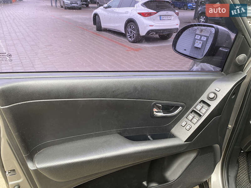 Позашляховик / Кросовер SsangYong Korando 2011 в Житомирі фото 8 Позашляховик / Кросовер SsangYong Korando 2011 в Житомирі