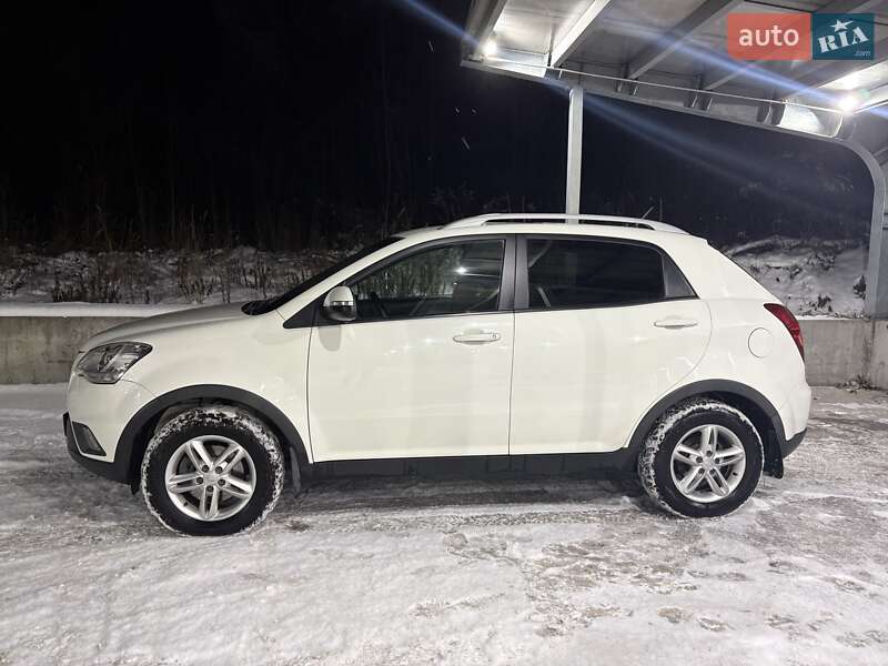 Внедорожник / Кроссовер SsangYong Korando 2013 в Киеве фото 4 Внедорожник / Кроссовер SsangYong Korando 2013 в Киеве