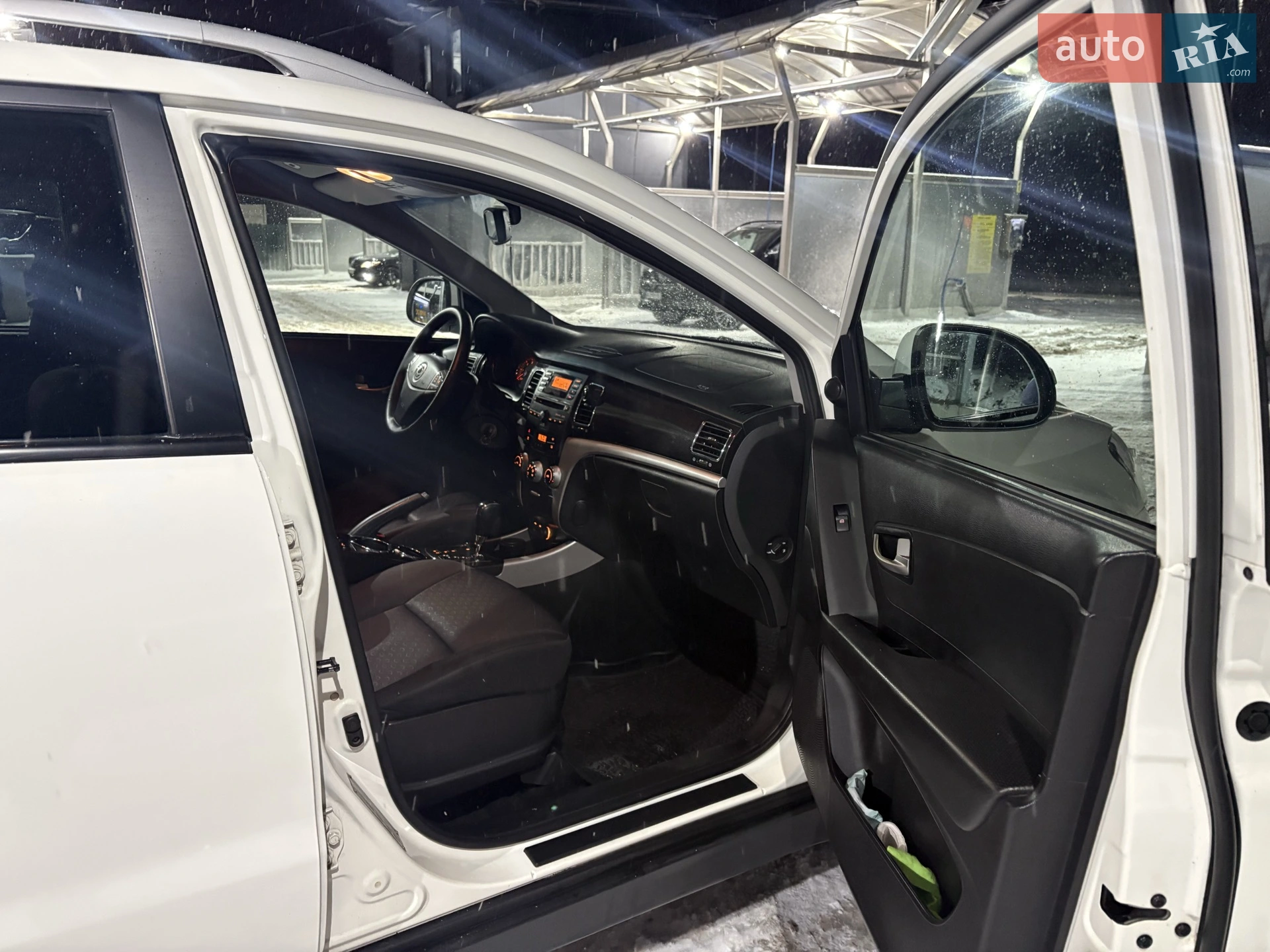 2013 SsangYong Korando - мініатюра 19