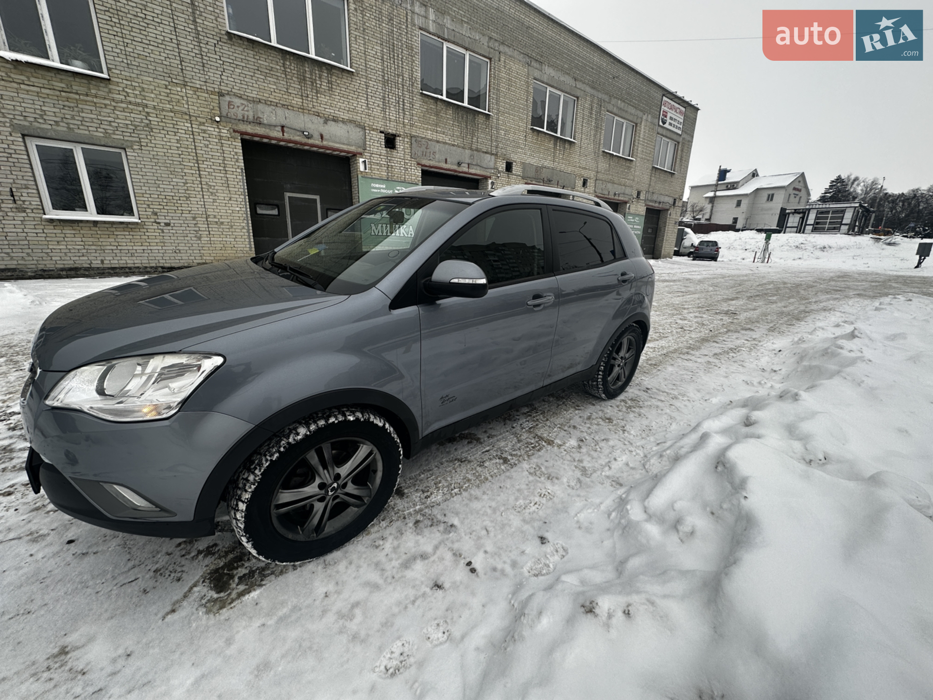 2011 SsangYong Korando - мініатюра 2