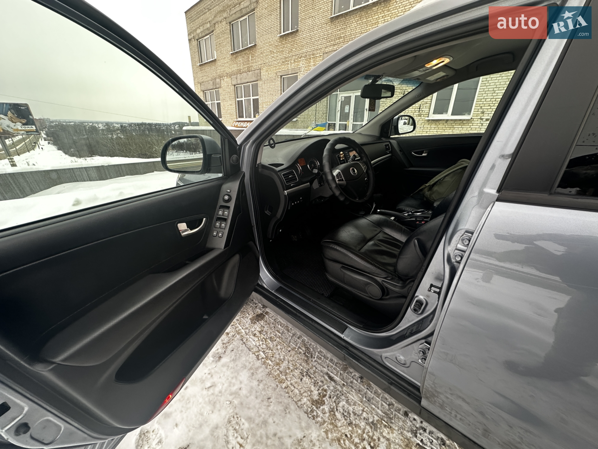 2011 SsangYong Korando - мініатюра 5