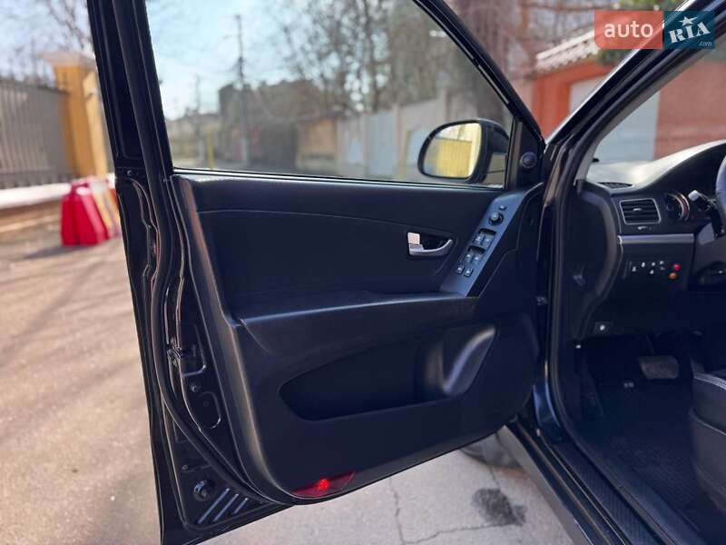 Внедорожник / Кроссовер SsangYong Korando 2011 в Одессе фото 39 Внедорожник / Кроссовер SsangYong Korando 2011 в Одессе