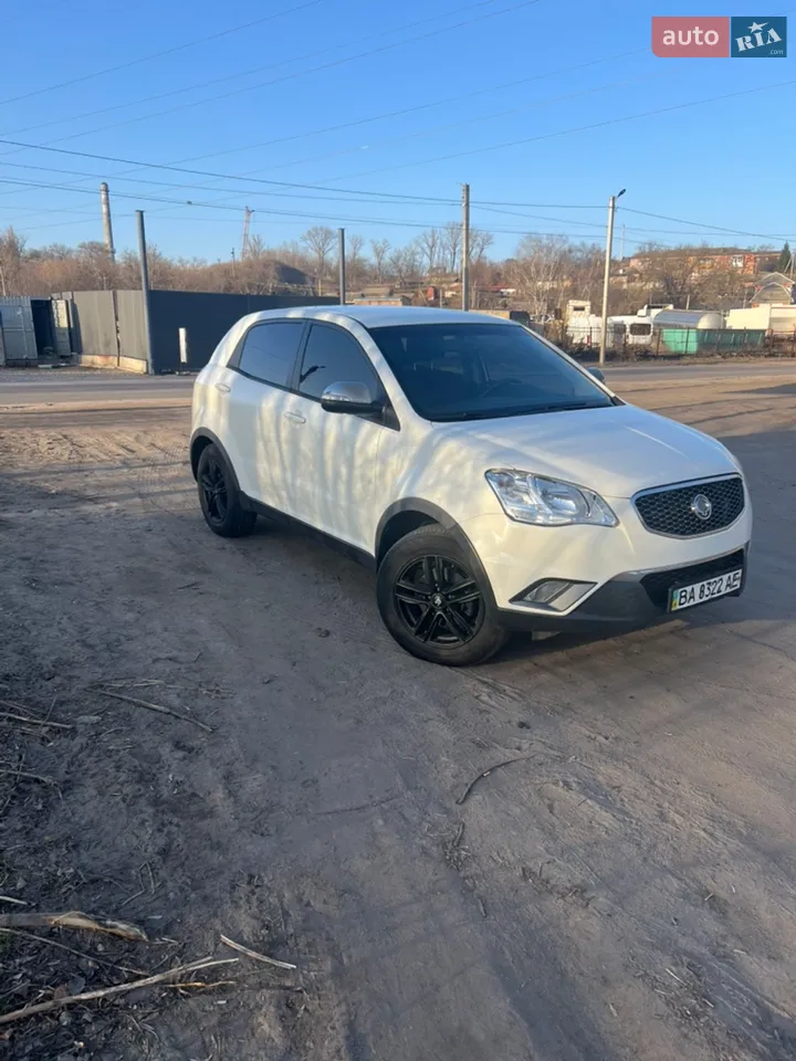 2011 SsangYong Korando - мініатюра 9