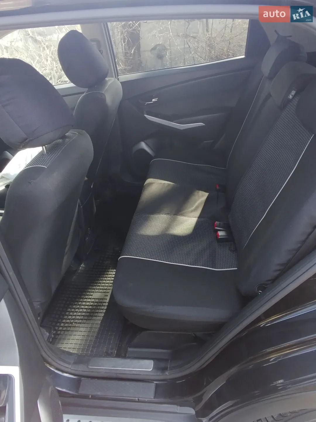 2014 SsangYong Korando - мініатюра 7