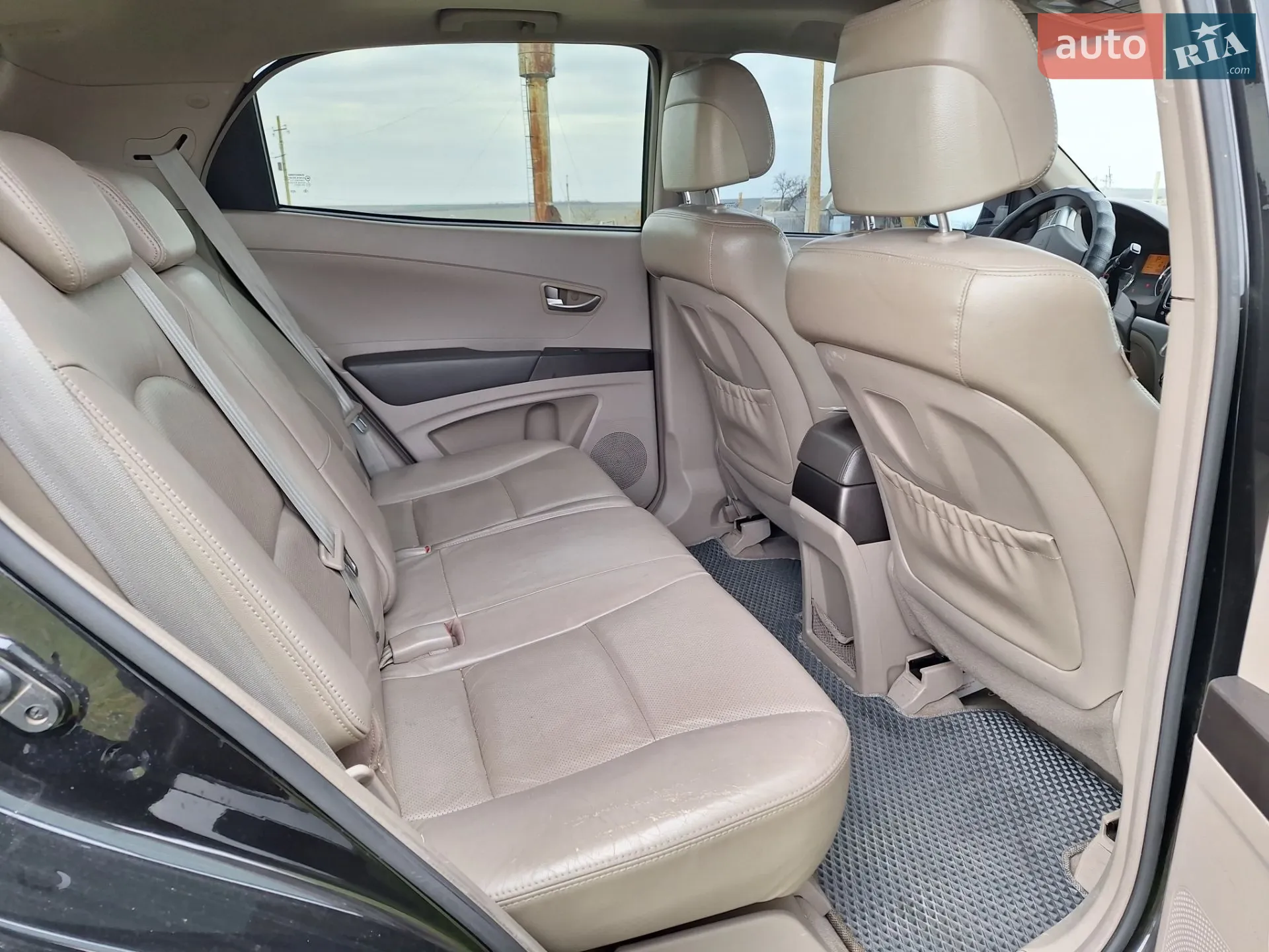 2012 SsangYong Korando - мініатюра 4