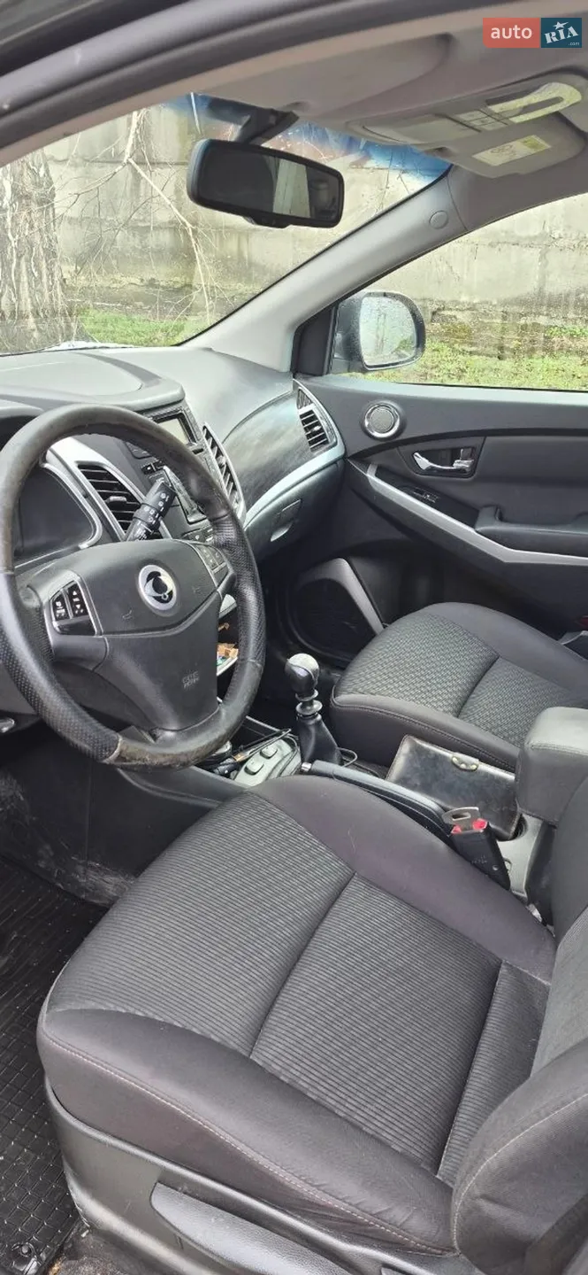 2014 SsangYong Korando - мініатюра 4