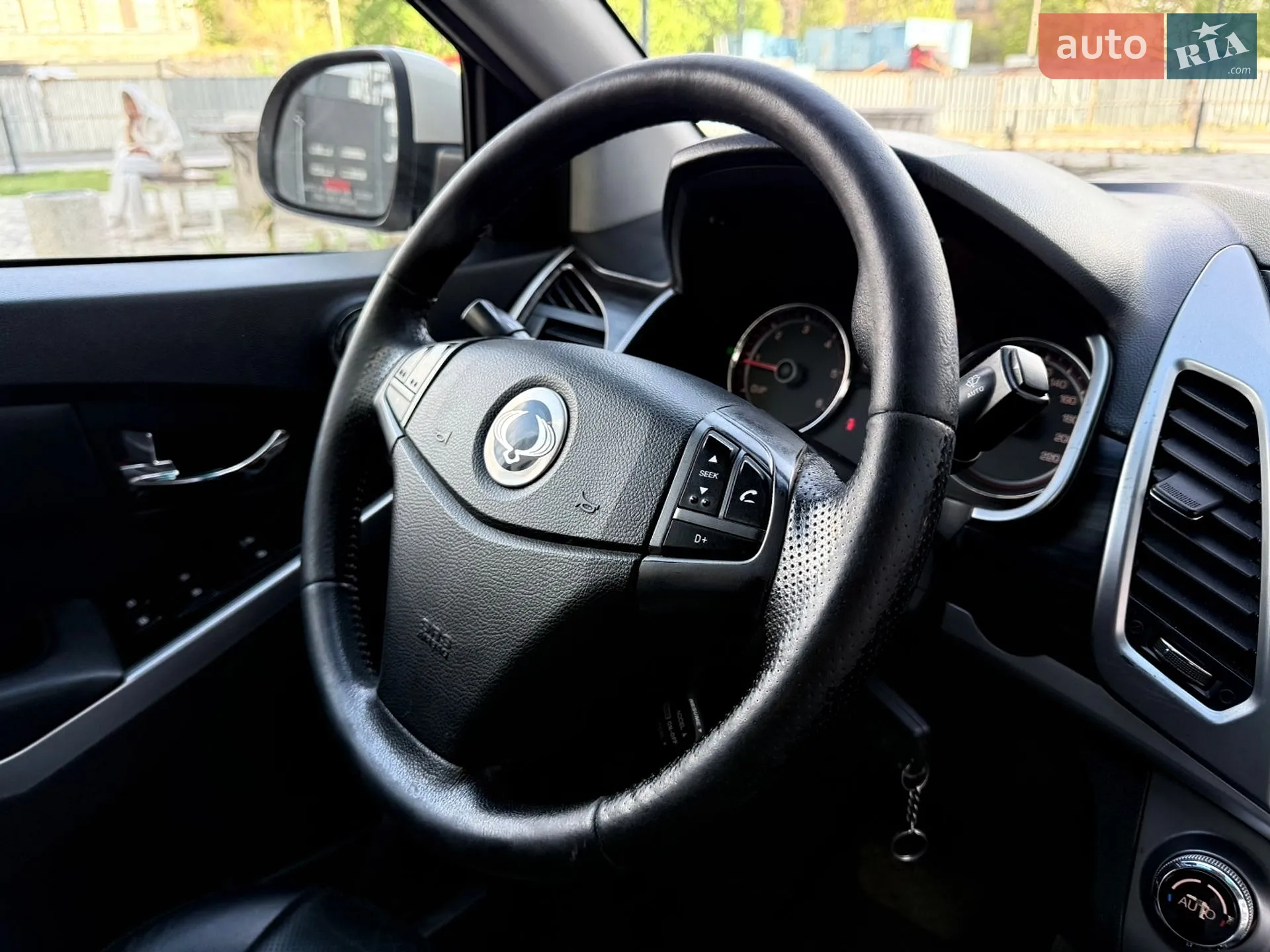 2013 SsangYong Korando - мініатюра 65