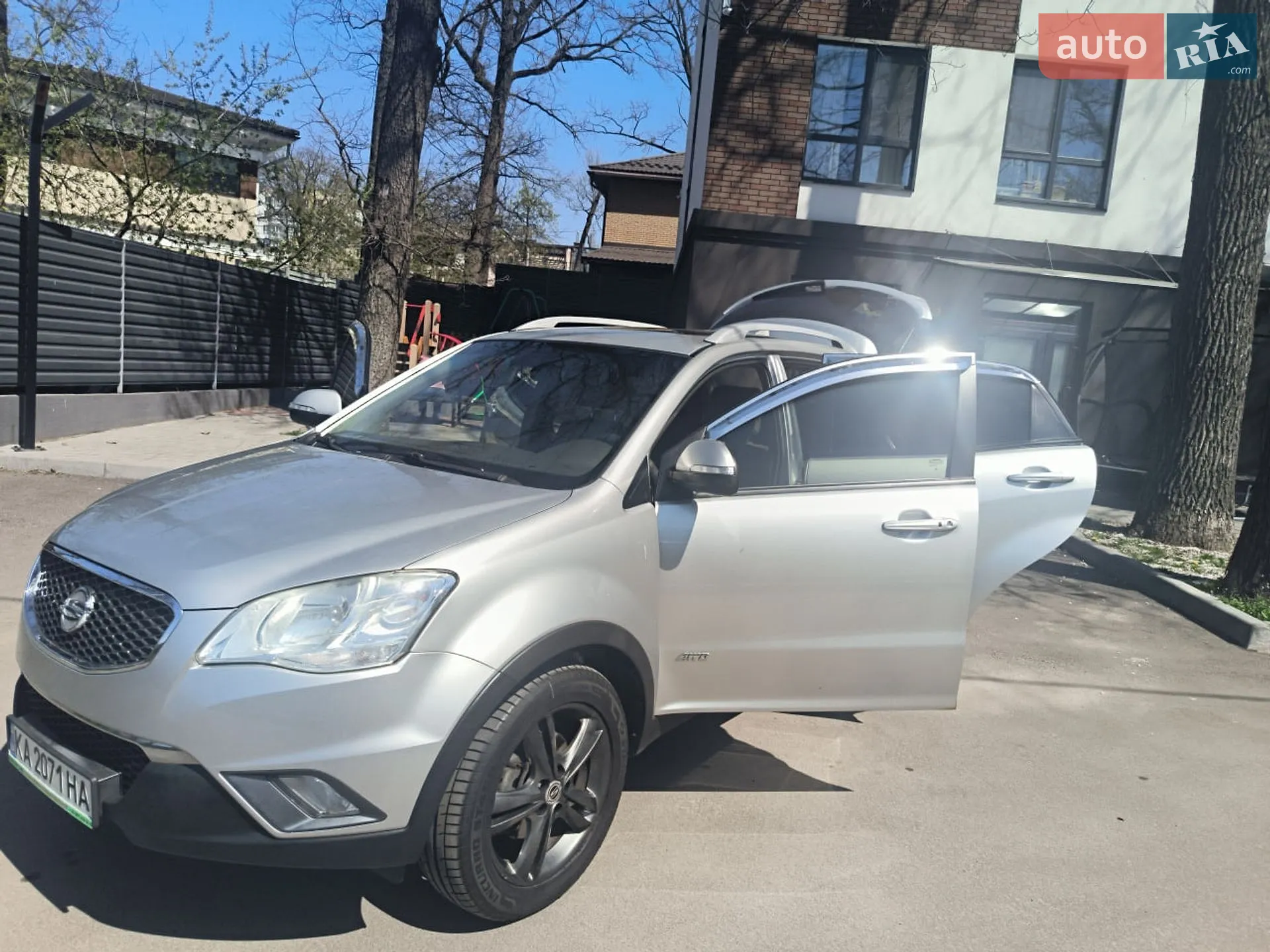 2011 SsangYong Korando - мініатюра 7