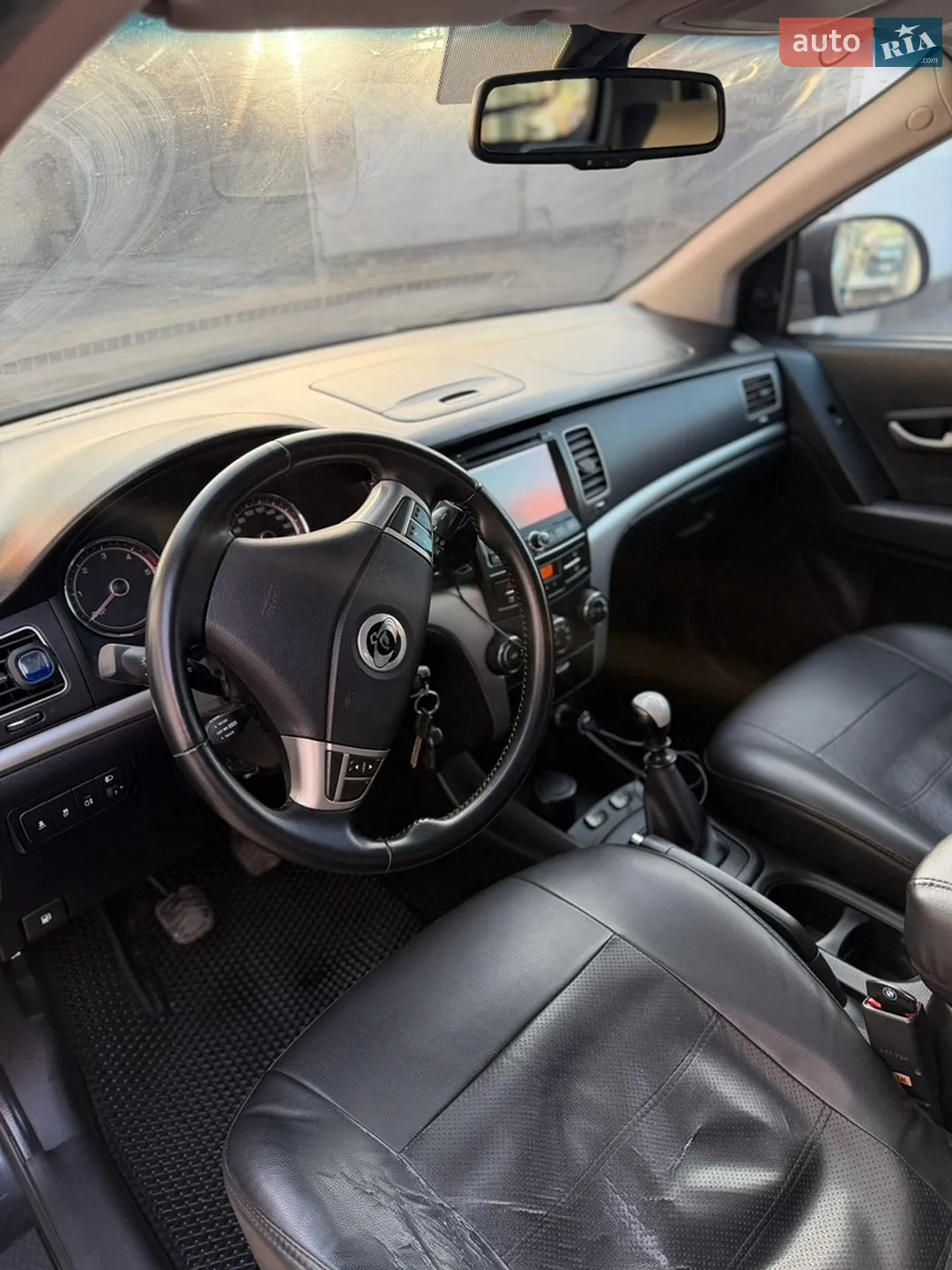 2011 SsangYong Korando - мініатюра 16