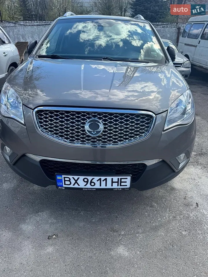 2012 SsangYong Korando - мініатюра 19