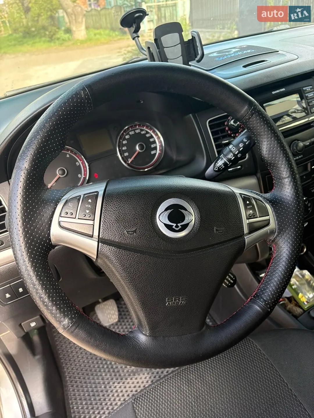 2011 SsangYong Korando - мініатюра 35