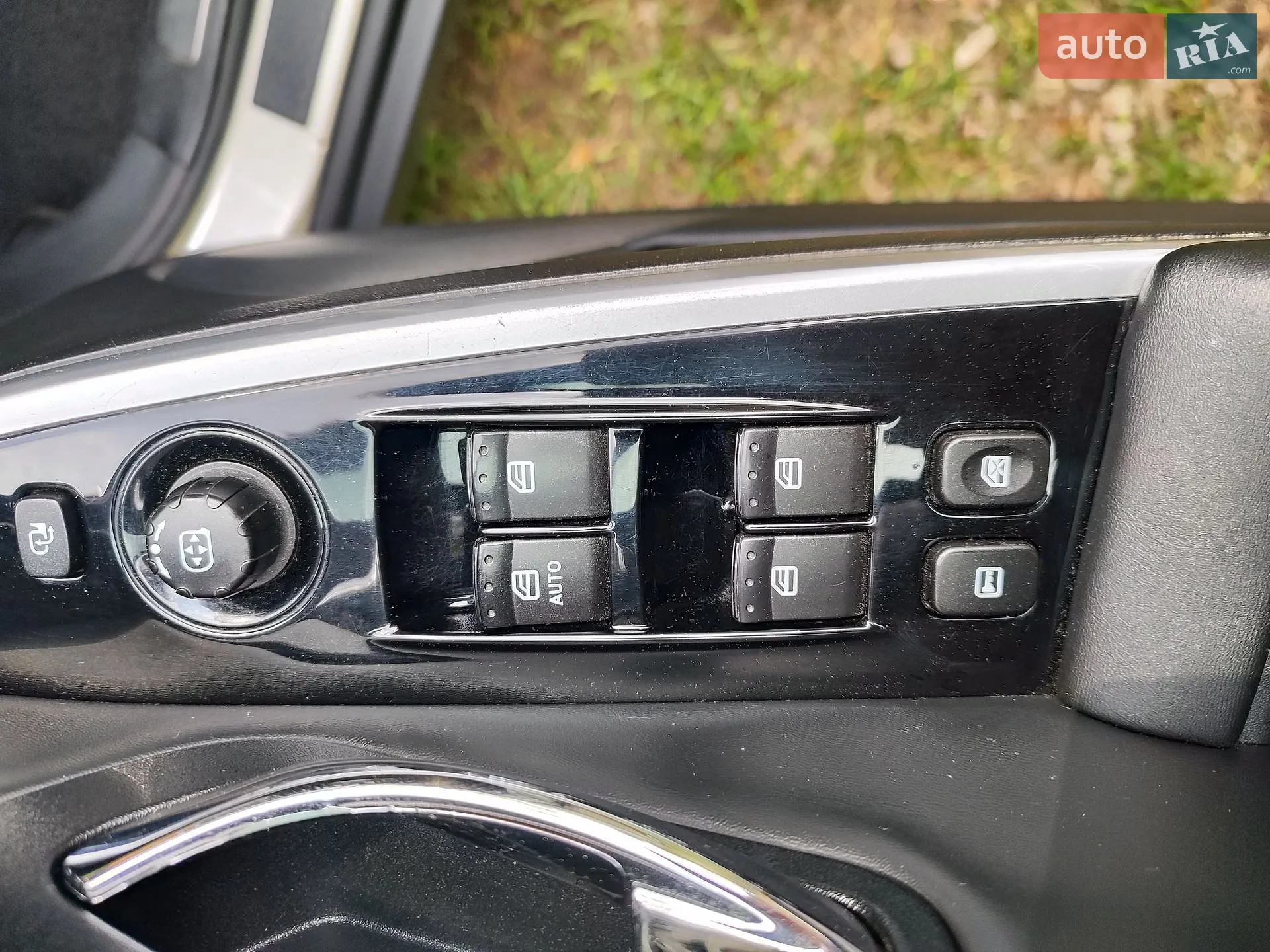 2014 SsangYong Korando - мініатюра 12