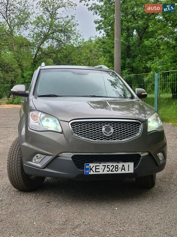 2014 SsangYong Korando - мініатюра 13