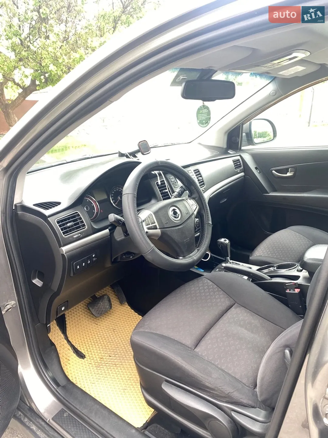 2011 SsangYong Korando - мініатюра 10
