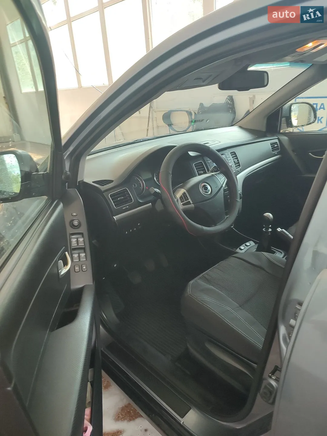 2011 SsangYong Korando - мініатюра 25