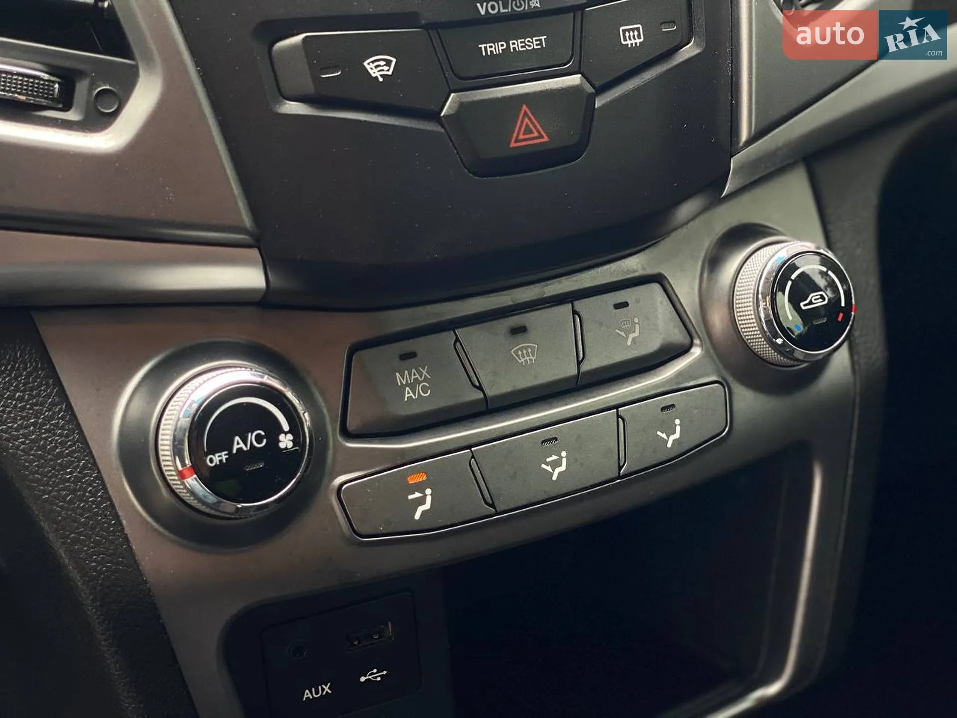 2014 SsangYong Korando - мініатюра 19