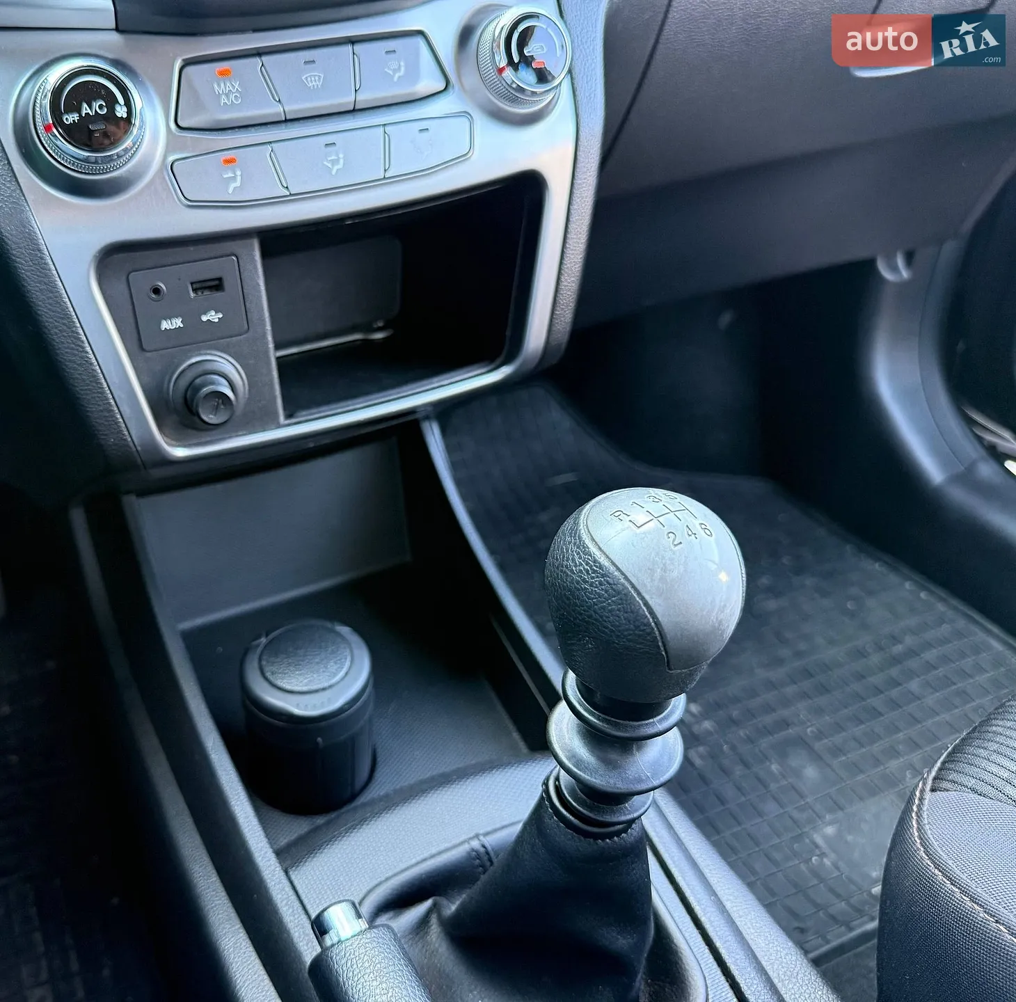 2014 SsangYong Korando - мініатюра 25