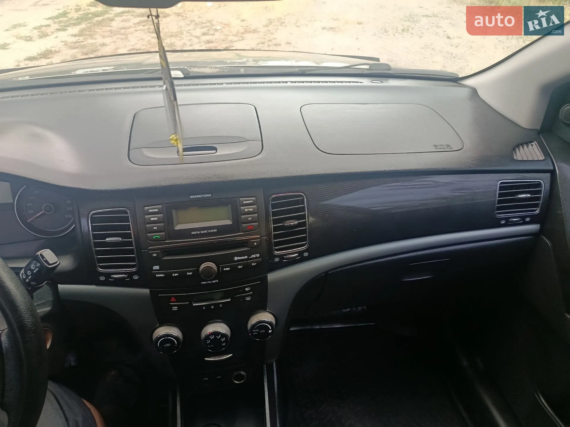 2013 SsangYong Korando - мініатюра 16