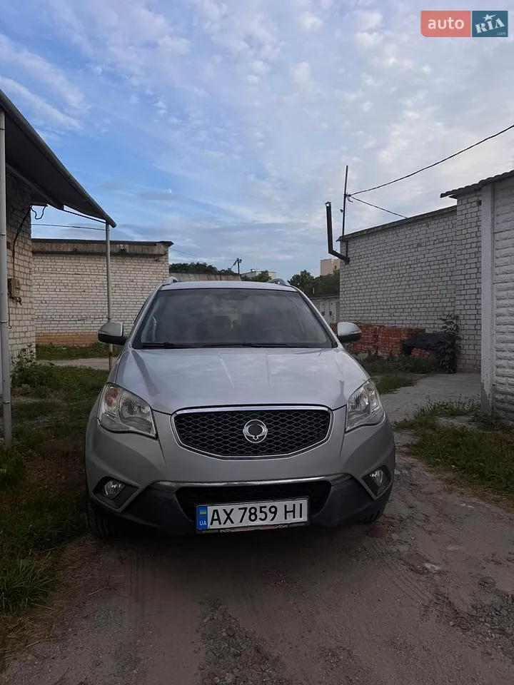 2011 SsangYong Korando - мініатюра 10