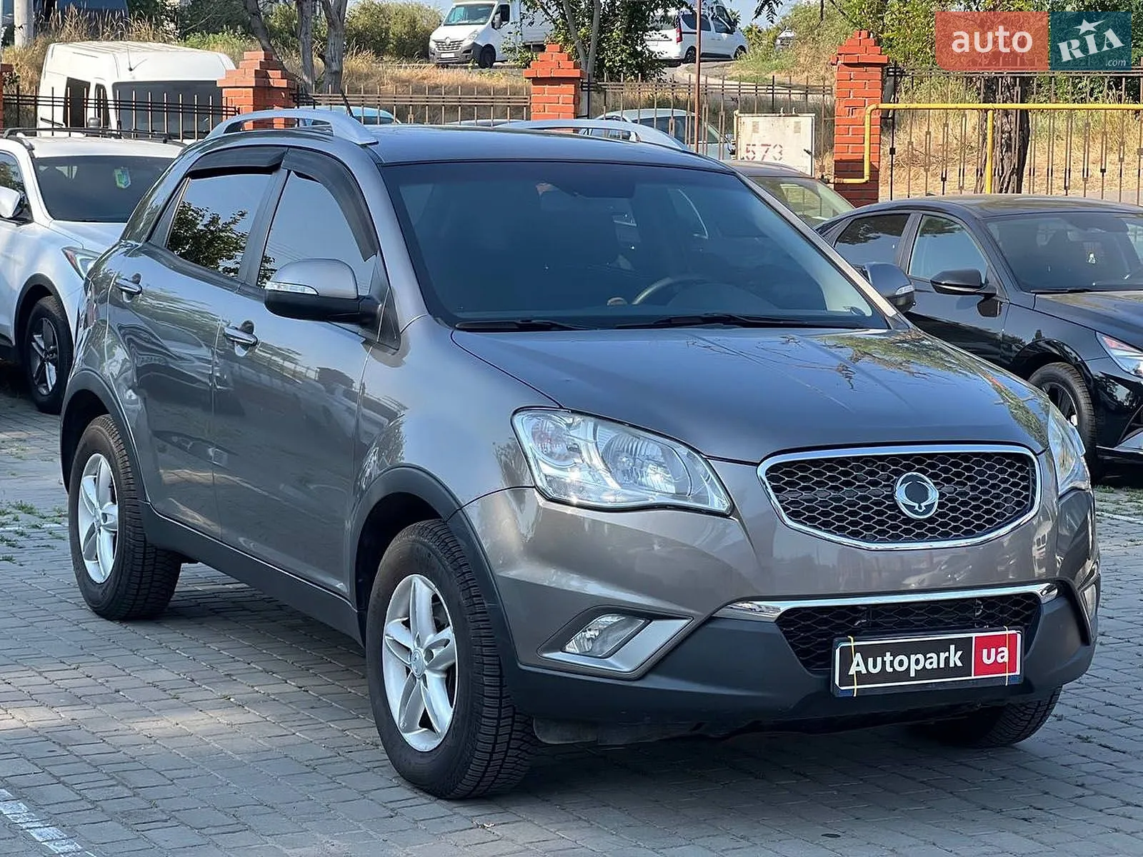 2011 SsangYong Korando - мініатюра 3