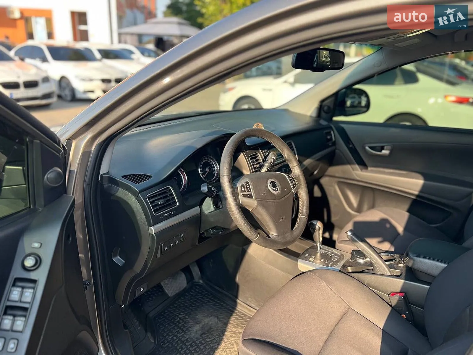 2011 SsangYong Korando - мініатюра 13