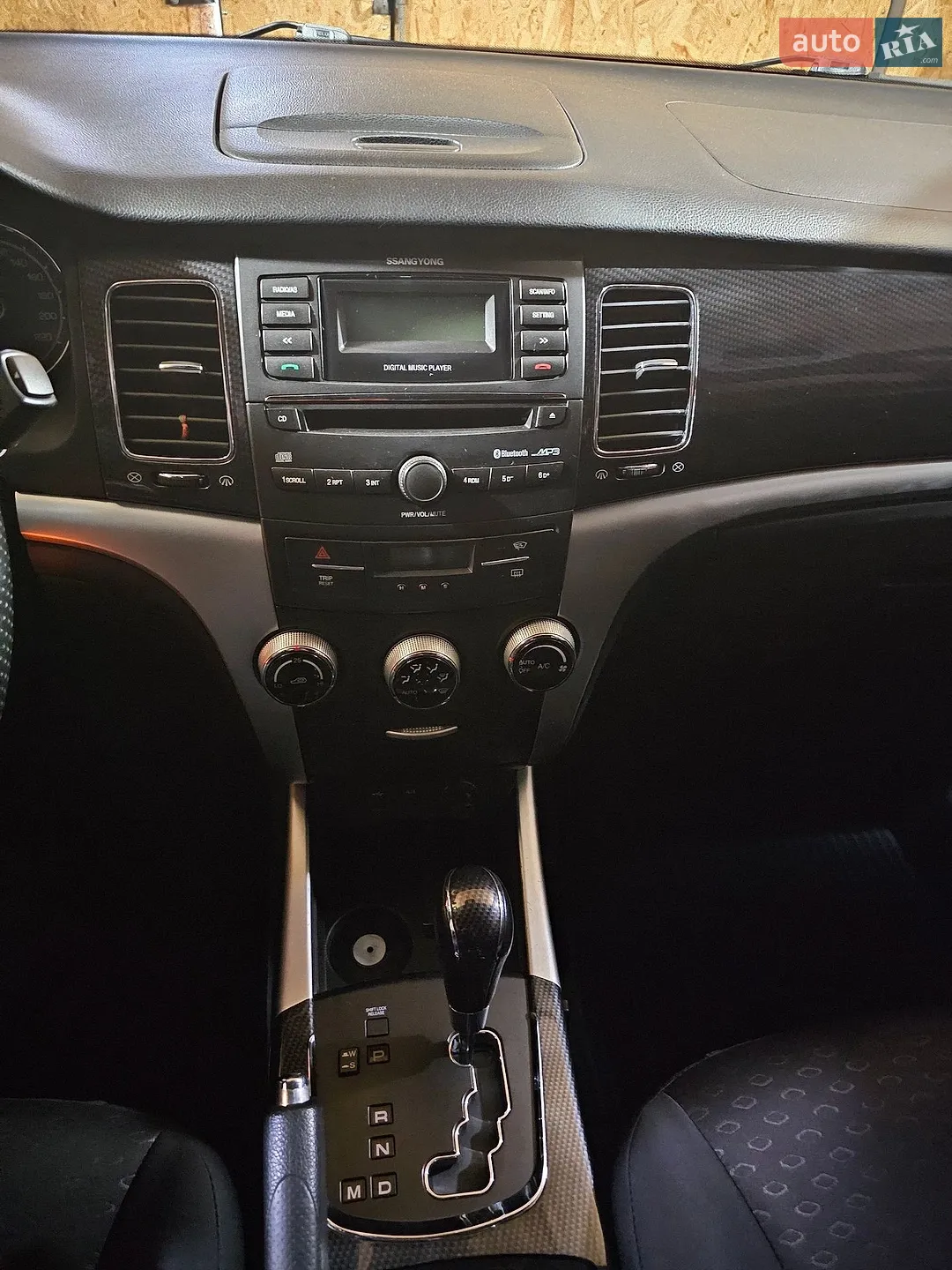 2012 SsangYong Korando - мініатюра 14
