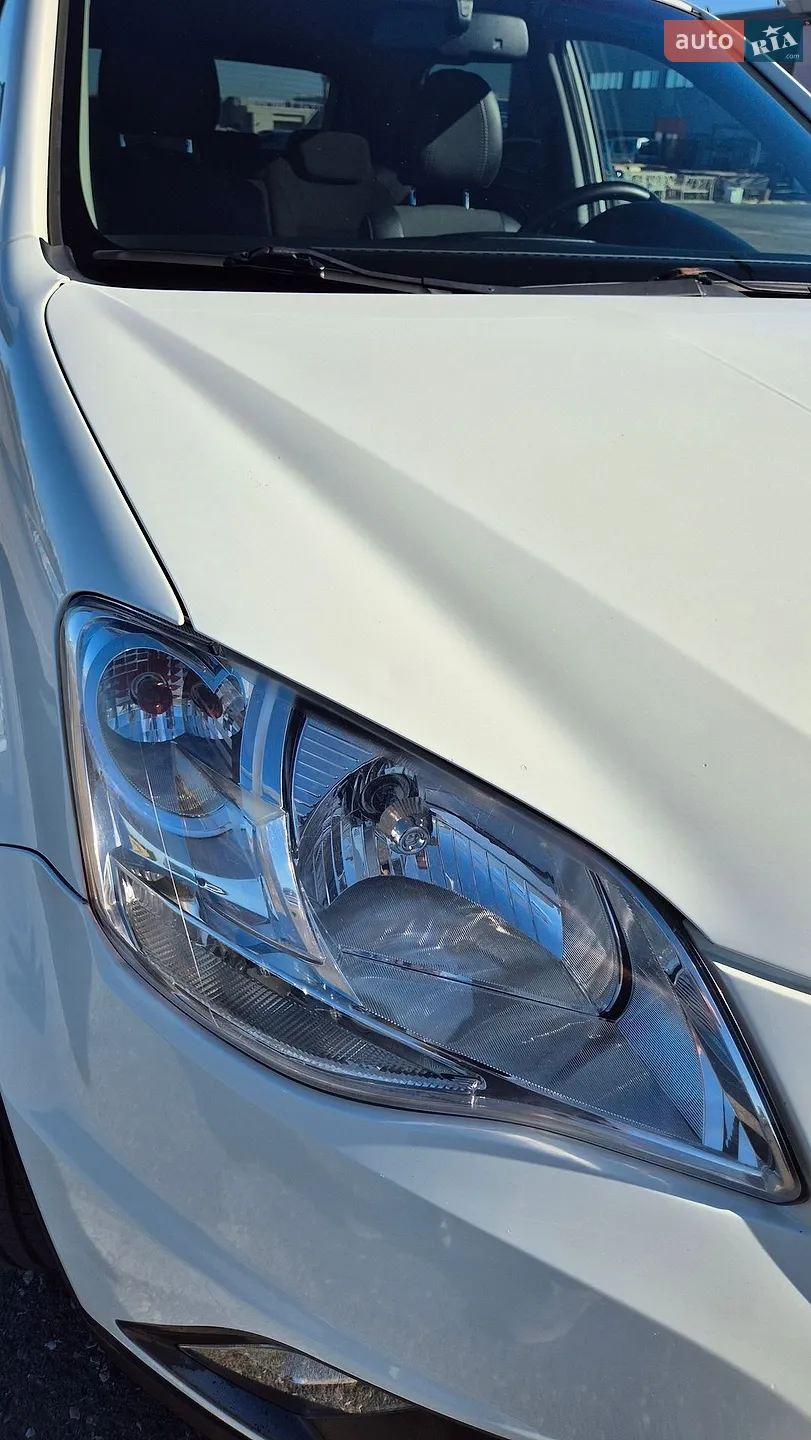 2013 SsangYong Korando - мініатюра 12