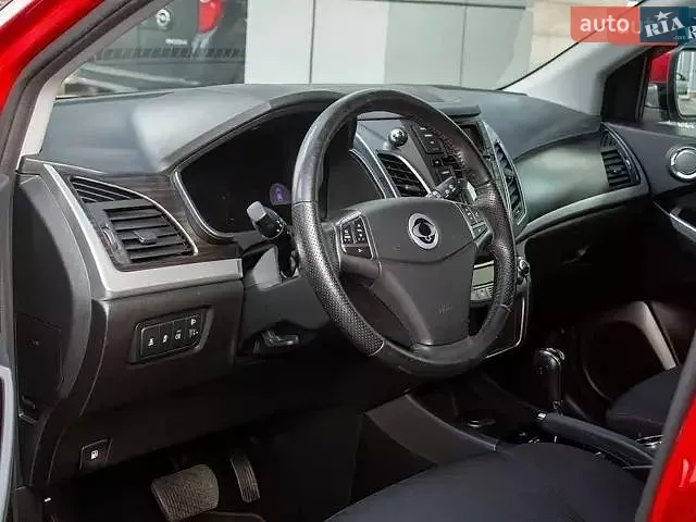 2014 SsangYong Korando - мініатюра 5