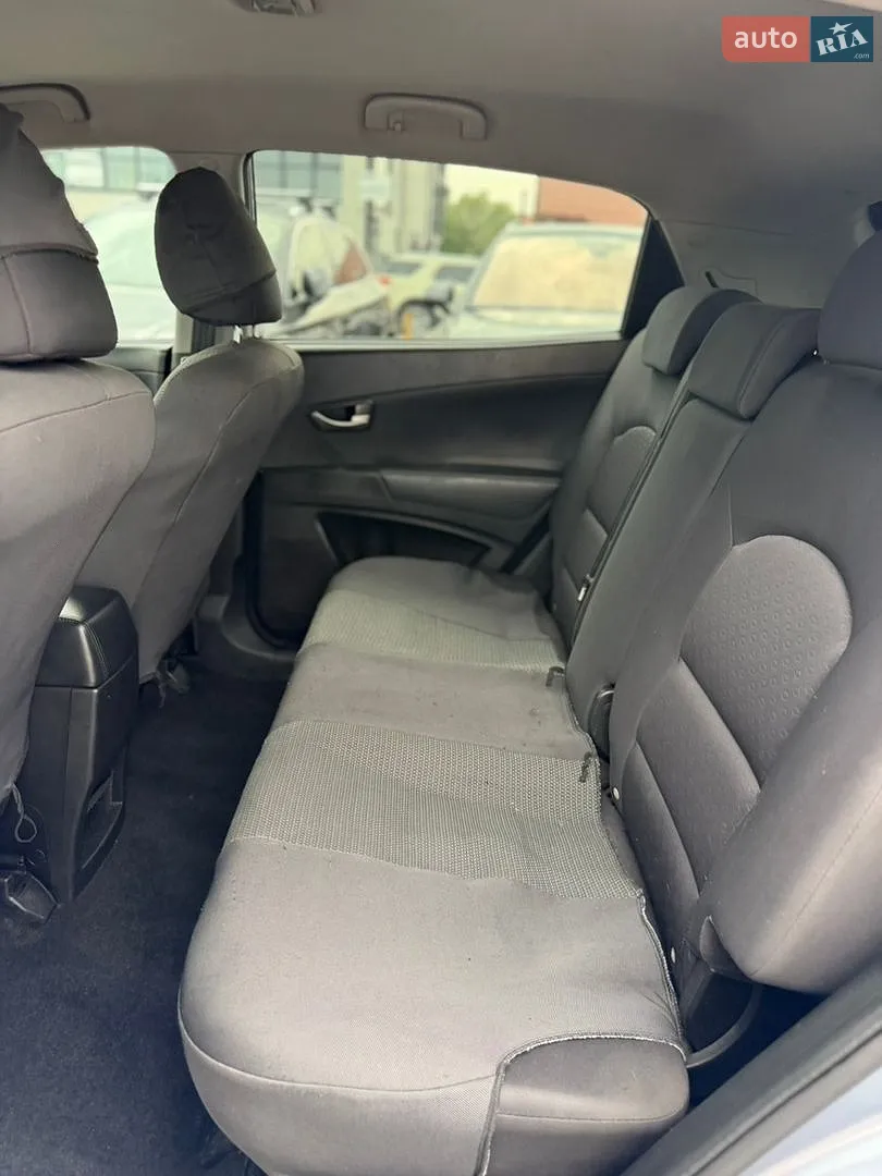 2012 SsangYong Korando - мініатюра 26