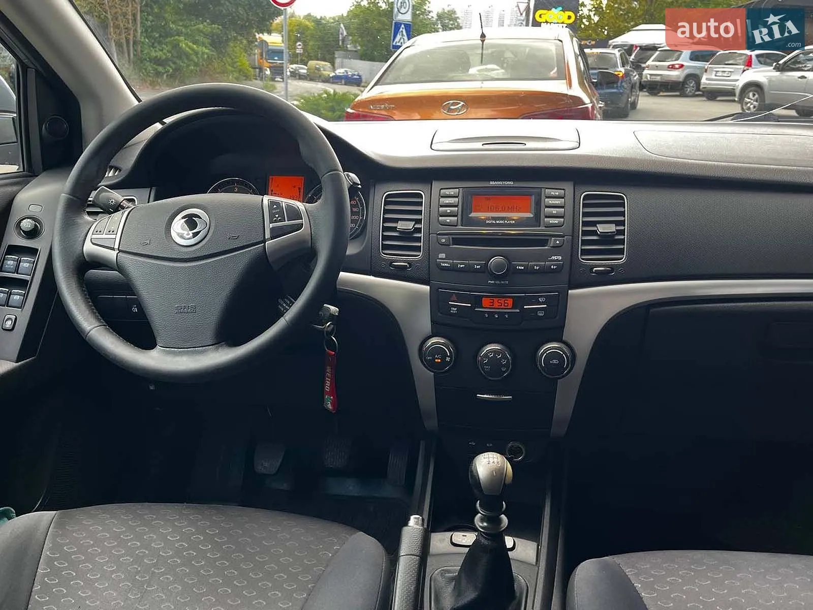 2011 SsangYong Korando - мініатюра 20