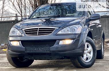Позашляховик / Кросовер SsangYong Kyron 2014 в 