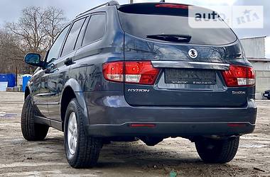 Позашляховик / Кросовер SsangYong Kyron 2014 в 
