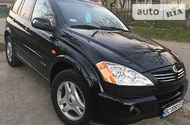 Позашляховик / Кросовер SsangYong Kyron 2006 в 