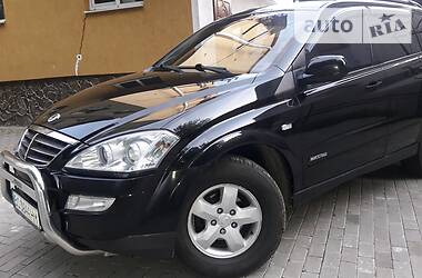 Внедорожник / Кроссовер SsangYong Kyron 2010 в 