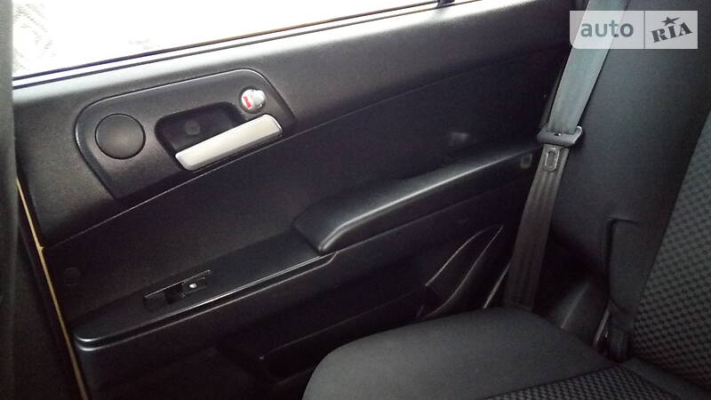 Позашляховик / Кросовер SsangYong Kyron 2009 в Львові