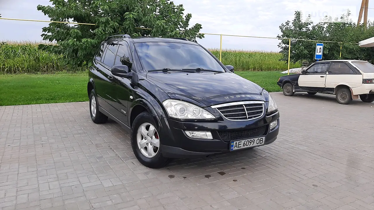 2010 SsangYong Kyron - мініатюра 27